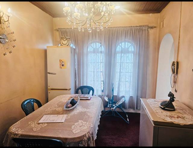 3 BEDROOM HOUSE TO LET IN SHALLCROSS